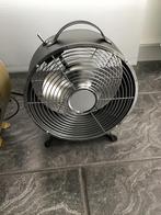 Zwarte retrolook tafelventilator, Ophalen, Zo goed als nieuw, Tafelventilator