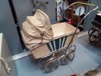 Vintage kinderwagen wit-blauw, Ophalen