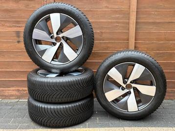 Origineel VW Passat b9 17 inch velgen met alle season banden beschikbaar voor biedingen