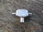 TV splitter ES II met 2 uitgangen (metaal), Ophalen of Verzenden, Zo goed als nieuw, Overige kabels