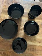 Zwart servies, Huis en Inrichting, Keuken | Servies, Ophalen of Verzenden, Zo goed als nieuw, Overige stijlen, Bord(en)