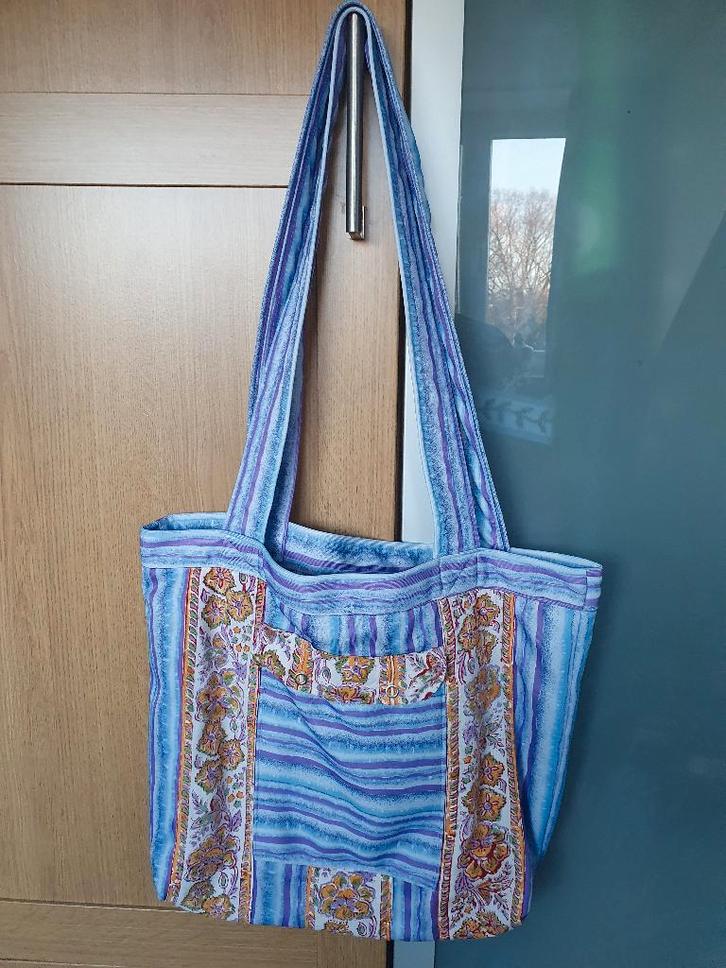 Ruime folklore shopper, Sieraden, Tassen en Uiterlijk, Tassen | Damestassen, Zo goed als nieuw, Shopper, Blauw, Ophalen of Verzenden