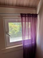 2 x paarse lichtdoorlatende gordijnen + roeden, 200 cm of meer, Ophalen of Verzenden, Zo goed als nieuw, Modern