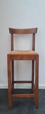 Landelijke barkruk met biezen zitting, Ophalen, Gebruikt, Bruin, Hout