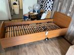 Houten eenpersoonsbed electrisch verstelbaar 80x200, Ophalen, Eenpersoons, Landelijk, 80 cm
