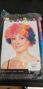 Pruik alle kleuren, Ophalen of Verzenden, Zo goed als nieuw, Carnaval
