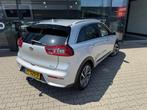 Kia Niro 1.6 GDi Hybrid ExecutiveLine *Trekhaak & ACC*, 23 km/l, Bedrijf, SUV of Terreinwagen, Zilver of Grijs