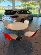 4 stoelen met ronde tafel Calligaris, Ophalen, Wit, Kunststof, Vier