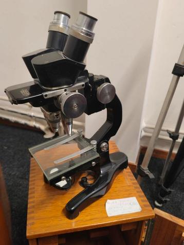 Leitz stereo microscoop beschikbaar voor biedingen