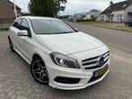 Mercedes-Benz A-klasse 180 Prestige AUTOMAAT, AMG PACK, Xeno, Auto's, Mercedes-Benz, 65 €/maand, Gebruikt, 4 cilinders, Geïmporteerd