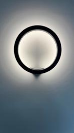 Zwarte Philips hue Sana wandlamp met wit en gekleurd licht, Ophalen, Zo goed als nieuw