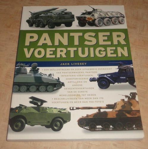 Pantservoertuigen, Boeken, Oorlog en Militair, Zo goed als nieuw, Landmacht, Ophalen of Verzenden