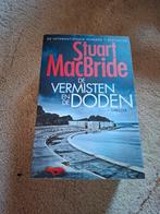 Stuart Macbride - De vermisten en de doden, Ophalen, Zo goed als nieuw, Nederland