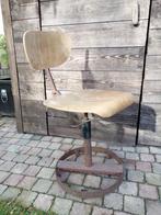 Vintage industriële stoel, Huis en Inrichting, Bruin, Eén, Hout, Ophalen
