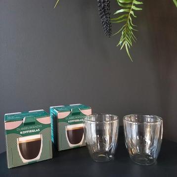 2 dubbelwandige koffie espresso glazen van Borosilicaatglas beschikbaar voor biedingen
