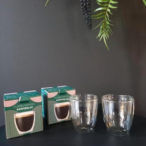2 dubbelwandige koffie espresso glazen van Borosilicaatglas, Huis en Inrichting, Keuken | Servies, Nieuw, Ophalen of Verzenden