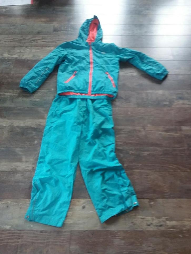 Regenpak 140 merk bloem, Caravans en Kamperen, Regenkleding, Zo goed als nieuw, Regenjas, Kinderen, Ophalen of Verzenden