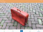 Koffer vintage rood, Sieraden, Tassen en Uiterlijk, Koffers, Gebruikt, Hard kunststof, Ophalen