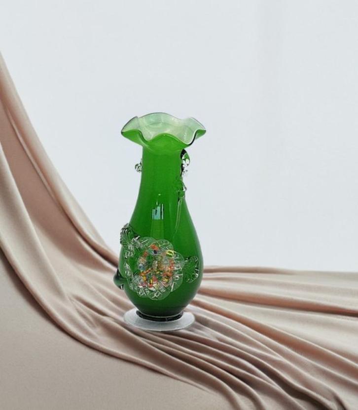 Vintage groene Tivoli Murano kunstglazen vaas, Antiek en Kunst, Antiek | Glas en Kristal, Ophalen of Verzenden