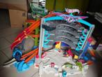 Hot wheels ultimate garage haai aanval, Kinderen en Baby's, Zo goed als nieuw, Ophalen, Handmatig, Racebaan