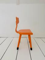 Oranje vintage Schilte schoolstoeltje / stoeltje 🧡, Ophalen of Verzenden, Gebruikt, Stoel(en)