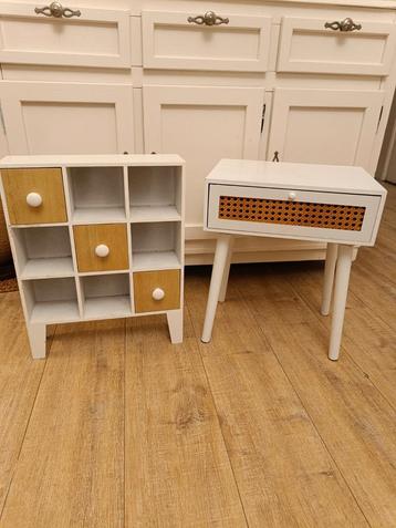 Schattig nacht en vakkenkastje  beschikbaar voor biedingen