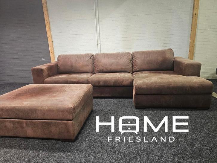 Hoekbank + Hocker - Microvezel - Bruin, Huis en Inrichting, Banken | Voetenbanken en Poefen, Zo goed als nieuw, 125 cm of meer