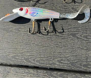 Musky Mania Lil Ernie  beschikbaar voor biedingen