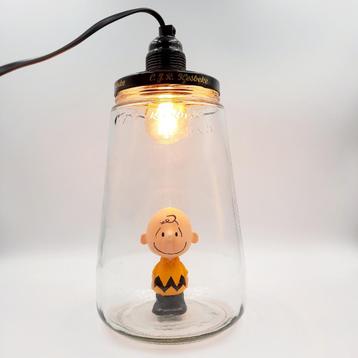 Glazen lamp met Charlie Brown | Kesbekelamp | staande lamp beschikbaar voor biedingen