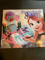 Buki Mode Studio Knutselen – Slechts 1–2 Keer Gebruikt, Ophalen of Verzenden, Zo goed als nieuw, Knutselwerk