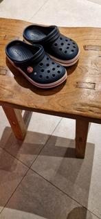 Donkerblauwe Crocs maat 11 voor kinderen, Kleding | Heren, Schoenen, Crocs, Klompen, Blauw, Ophalen of Verzenden