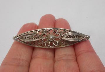 Zilveren Filigrain broche nr.1772 beschikbaar voor biedingen