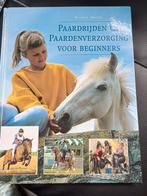 Paardrijden en Paardenverzorging  - Nicole Smi, Nicole Smith, Ophalen of Verzenden, Zo goed als nieuw, Overige onderwerpen