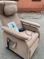 Sta-op stoel electrisch, Huis en Inrichting, Fauteuils, Ophalen, 75 tot 100 cm, 50 tot 75 cm