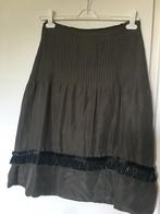LEON zuiver zijden bruine rok met leren details mt 36, Kleding | Dames, Rokken, Bruin, Leon, Ophalen of Verzenden, Zo goed als nieuw