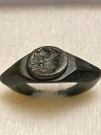 Oud-Romeinse ring | Alexander III de Grote | 100-300 n. Chr, Antiek en Kunst, Ophalen of Verzenden, Brons