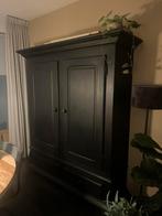 Mooie ruime opbergkast, Ophalen