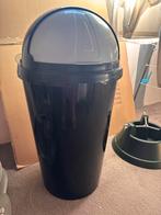 Zwarte Afvalemmer met Deksel, Kunststof, Gebruikt, Met pedaal, Ophalen of Verzenden