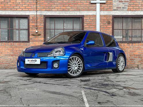 Renault Clio V6 RS Phase 2 255 Renault Sport 3.0 V6 255pk 20, Auto's, Renault, Bedrijf, Clio, Benzine, Euro 3, Hatchback, Handgeschakeld