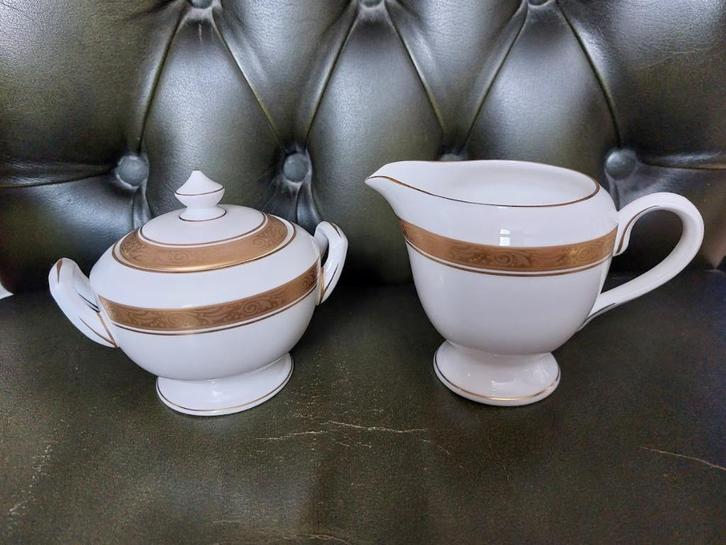 SUIKERPOT en MELKKAN "Davenham" Royal Worcester Porselein, Huis en Inrichting, Keuken | Servies, Nieuw, Overige typen, Overige stijlen