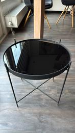 ZUIVER Cupid bijzettafel 43cm zwart, Huis en Inrichting, Tafels | Bijzettafels, Minder dan 55 cm, Rond, Zo goed als nieuw, Ophalen