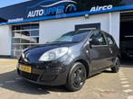 Renault Twingo 1.2-16V Authentique /Nieuwe apk/Nieuwe distri, Auto's, Voorwielaandrijving, Gebruikt, 4 cilinders, 4 stoelen