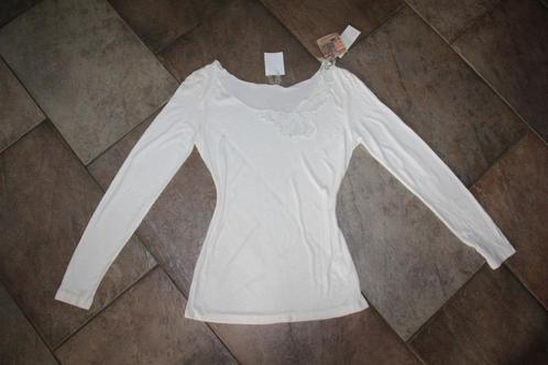 Enelle vlot stretch creme tuniek mt 40/M KOOPJE, Kleding | Dames, Blouses en Tunieken, Nieuw, Maat 38/40 (M), Overige kleuren