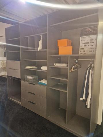SHOWROOMMODEL! Inloop kast (zonder deuren) van Nolte Mobel beschikbaar voor biedingen