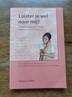 M.F. Delfos - Luister je wel naar mij?, Ophalen of Verzenden, Zo goed als nieuw, M.F. Delfos