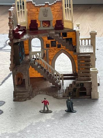 Harry Potter Zweinstein beschikbaar voor biedingen
