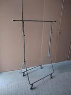 Vintage metalen kledingrek, Kleding | Dames, Kledingrekken, Ophalen, Met wielen, Gebruikt