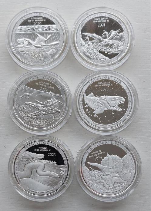 Zilveren 1 oz Prehistoric Live., Postzegels en Munten, Munten | Afrika, Setje, Overige landen, Zilver, Ophalen of Verzenden