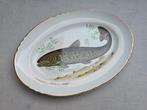 Grote schaal met een vis, Antiek en Kunst, Ophalen of Verzenden