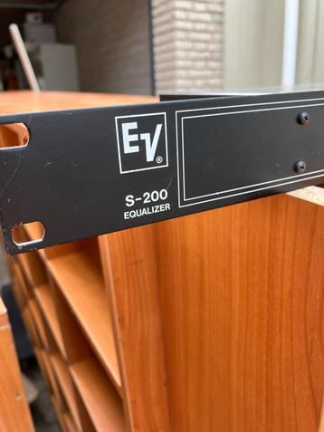 Equalizer voor Electrovoice S-200 beschikbaar voor biedingen